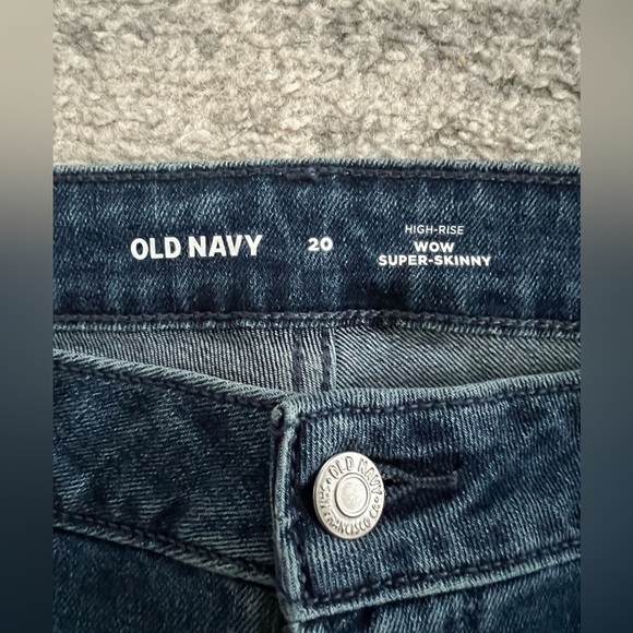Old Navy Wow Super Skinny jeans - Picture 3 of 5